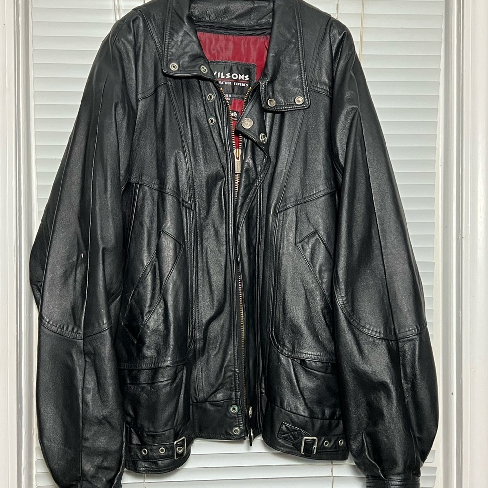 GENUINE LEATHER JACKET MEDIUM